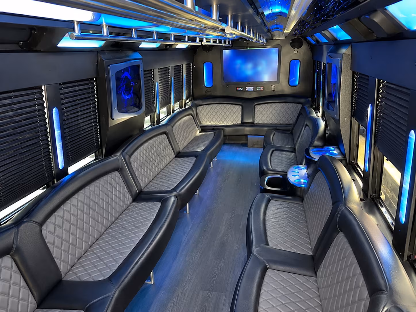 Carrollton Birthday, Sweet 16, & Quinceañera Transportation onboard seating