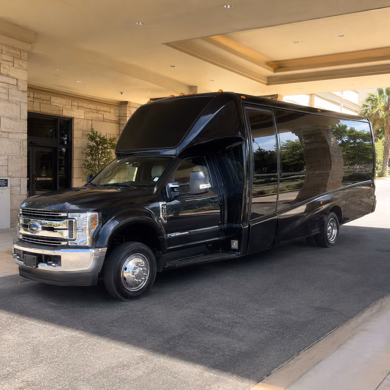 Carrollton Winery Tour & Pub Crawl Transportation party bus interior