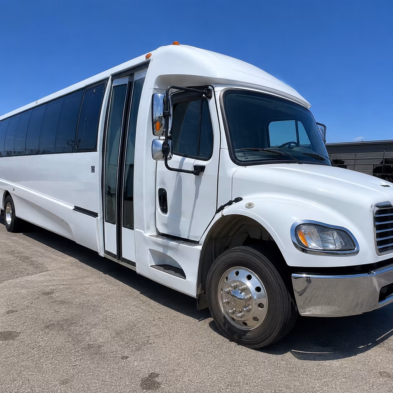 Flower Mound Wedding Transportation & Shuttle Service
