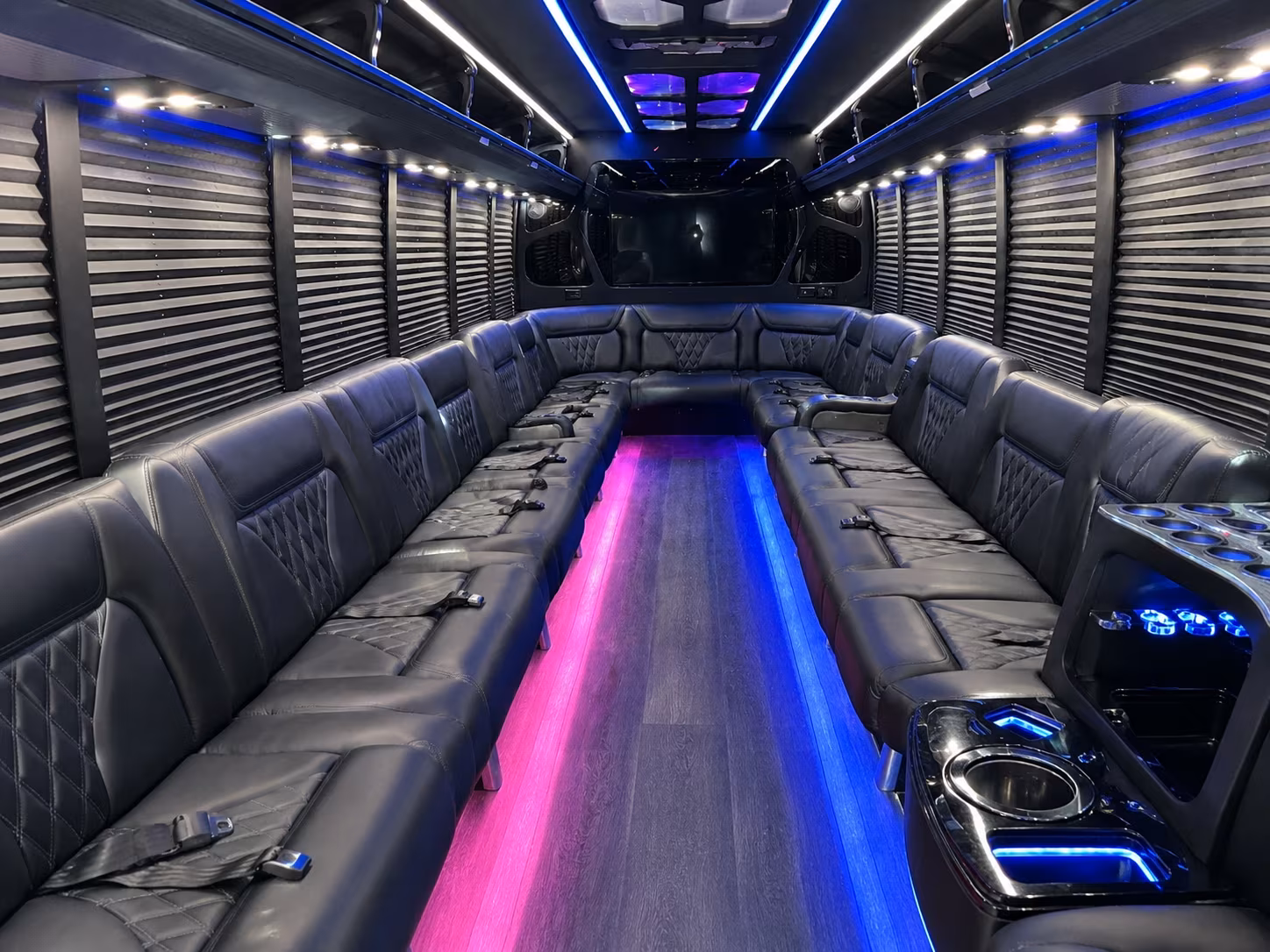 Irving Winery Tour & Pub Crawl Transportation